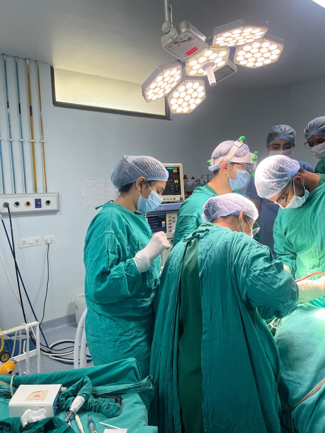 Dr. Bhavya Soni in surgical training